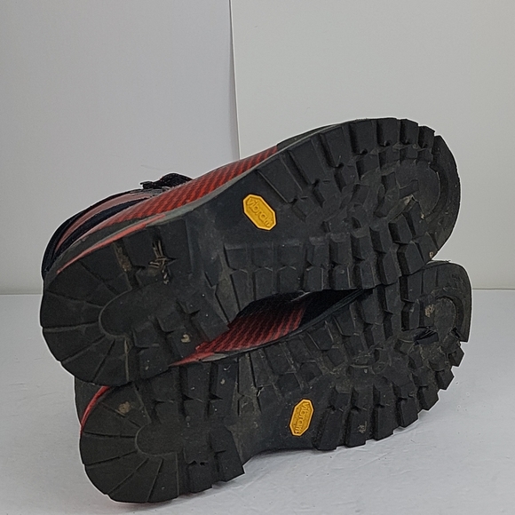 La Sportiva Trango Trek GTX Vibram Hiking Boots. - Picture 7 of 11